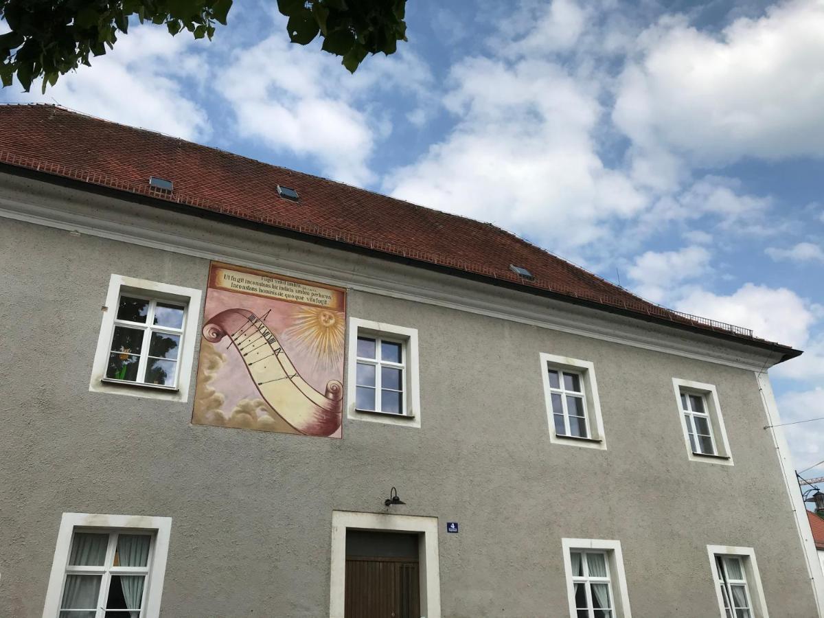 65Qm Wohnung Klosterblick Im Historischen Pfarrhaus Pielenhofen المظهر الخارجي الصورة